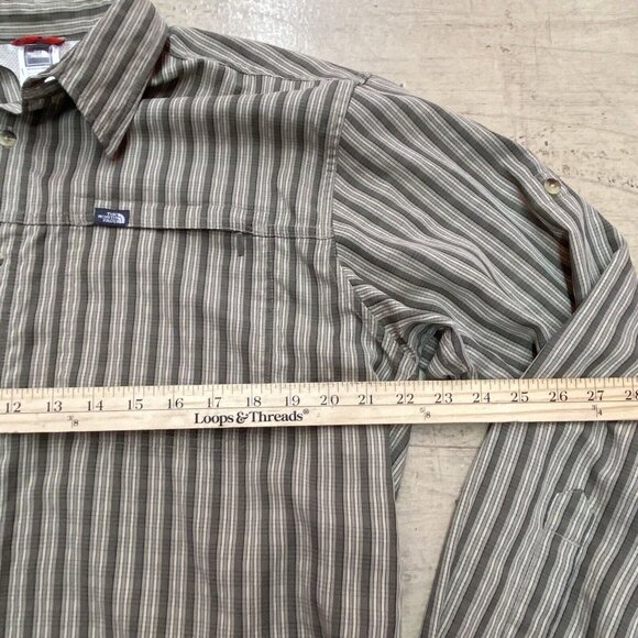 The North Face Brown Button Down Shirt Size Large - Picture 8 of 14